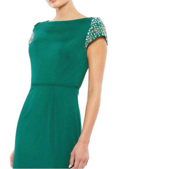 NWT MAC DUGGAL Emerald Jeweled Cap Sleeve A-Line Gown Women’s - Picture 2 of 12